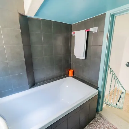 1br Novelty House Close To Valletta * إيل فورجانا